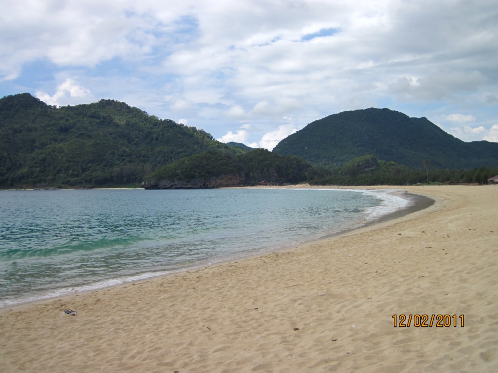 Download this Landuuk Beach picture